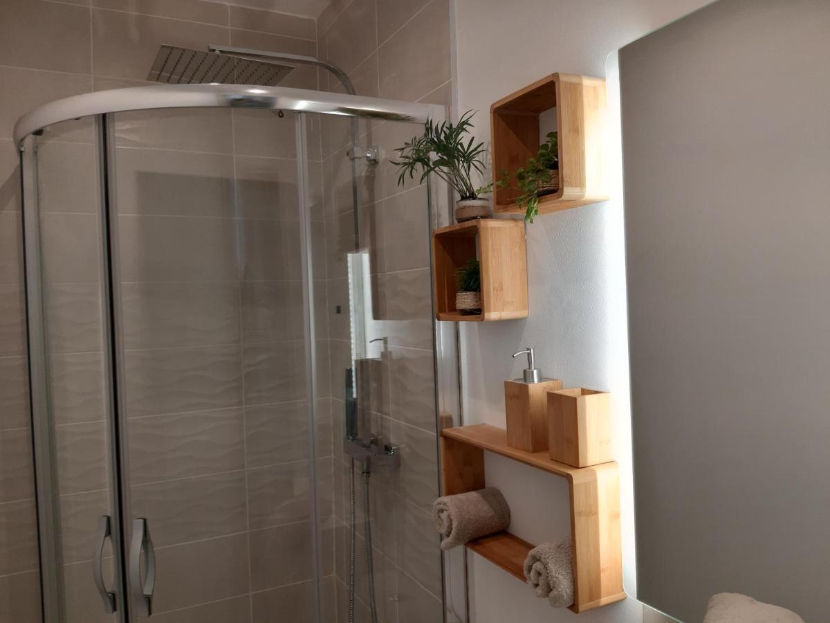 La Casita Serignanaise - Apt T2 - Clim - Jardin Bed & Breakfast Dış mekan fotoğraf